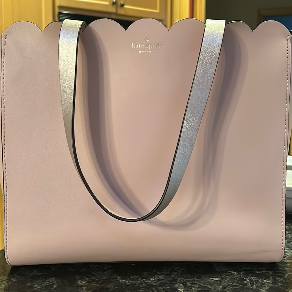Kate Spade zippered tote—14x12. Pristine condition